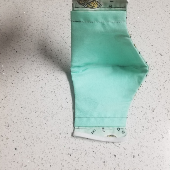 NEW Fabric mask with nose wire/pocket Harry Potter - Picture 3 of 4